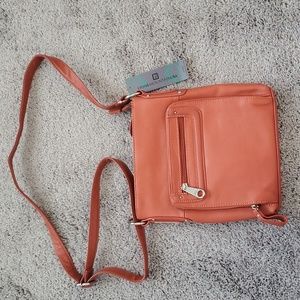 Stone Mountain USA Ashley burnt orange purse